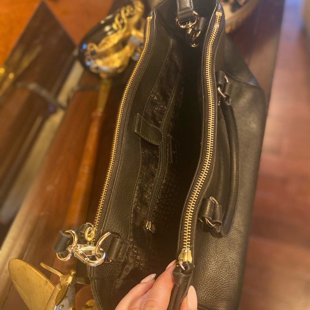 Kate Spade Tote ♠️ - Picture 3 of 4